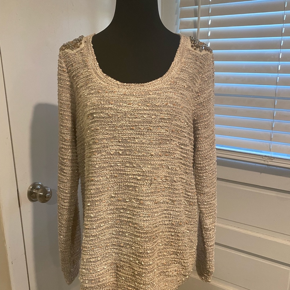 Studio Y Cream Crew Neck Sweater Relaxed Fit